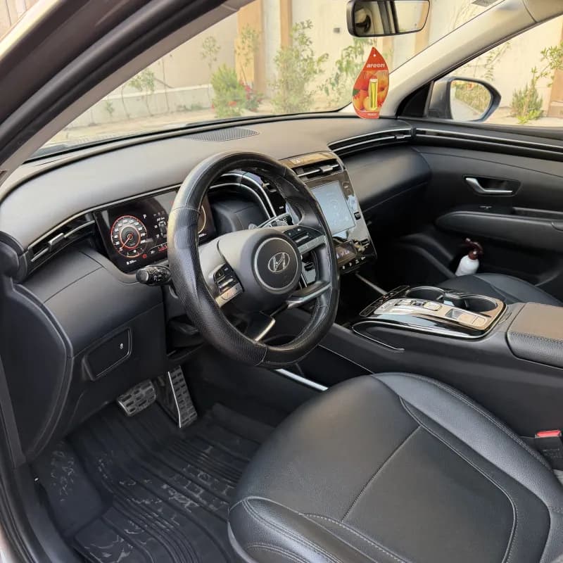 هيونداي توسان NX4e 2022 بلاك ديموند برونزي أوتوماتيك — مستعملة