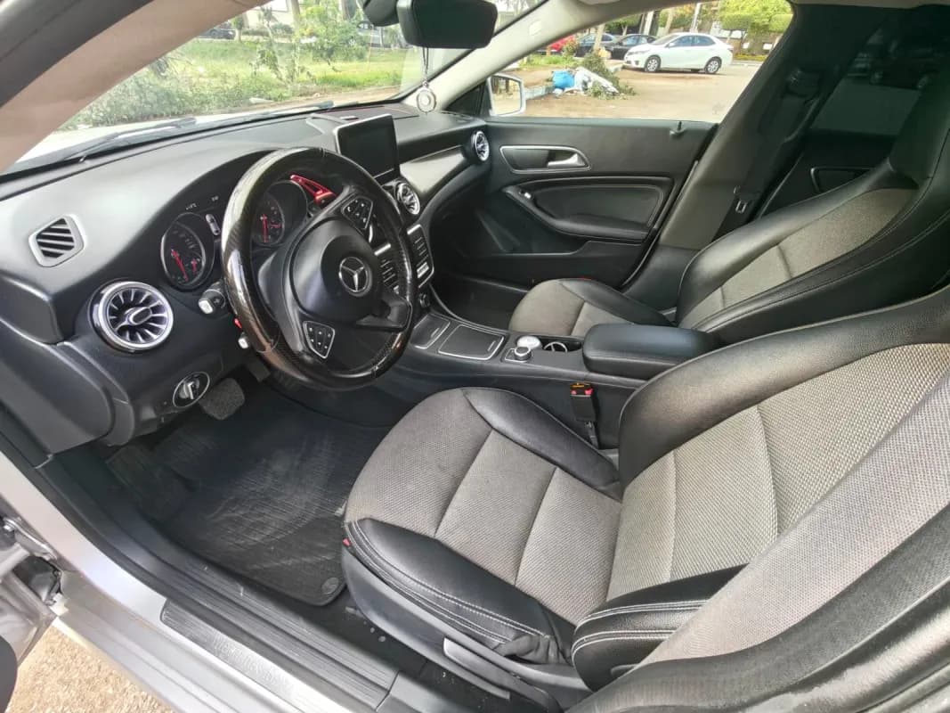 Mercedes-Benz CLA 180 2018 AMG Silver Automatic — Used