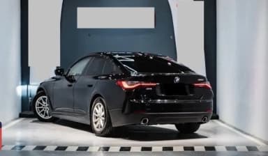 بي ام دبليو 420i 2024 M-Sport  أسود أوتوماتيك — مستعملة - 4