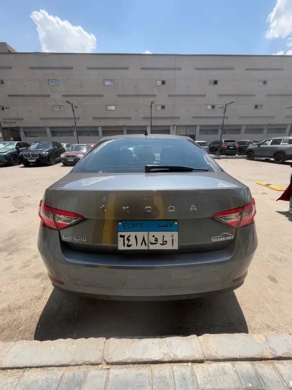  سكودا  سوبرب 2022 داينمك هاي لاين رمادي أوتوماتيك — مستعملة