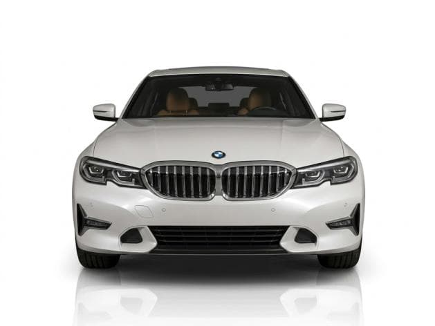 بي ام دبليو 320i 2024