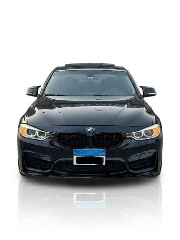 بي ام دبليو 320i 2015 ام سبورت أسود أوتوماتيك — مستعملة - 1