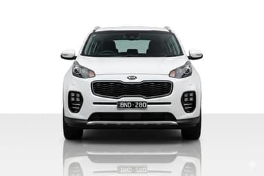 Kia Sportage 2017 topline White Automatic — Used - 1