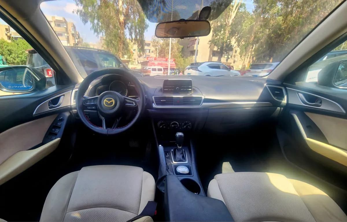 Mazda 3 2017 S Premium Dark Blue Automatic — Used