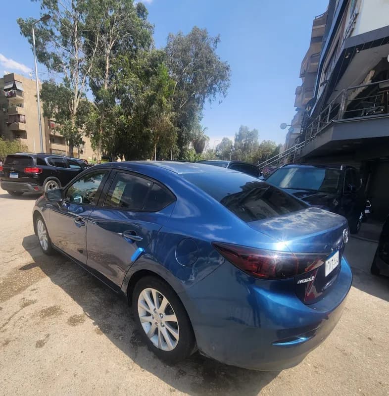 Mazda 3 2017 S Premium Dark Blue Automatic — Used