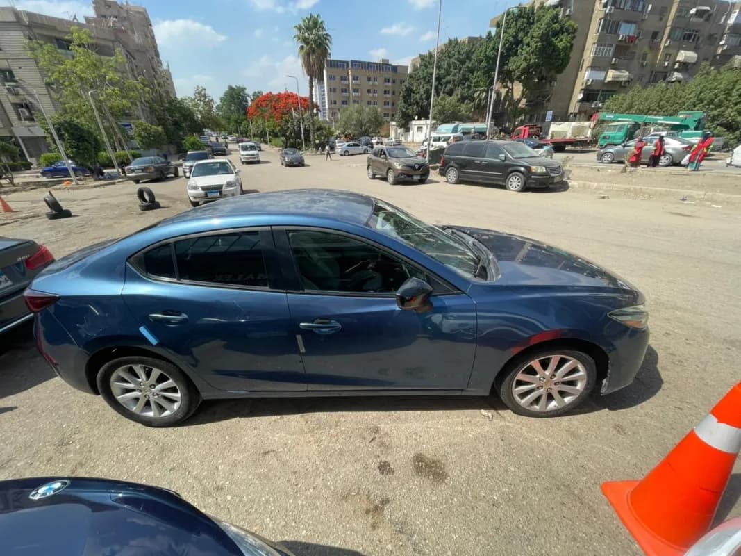Mazda 3 2017 S Premium Dark Blue Automatic — Used