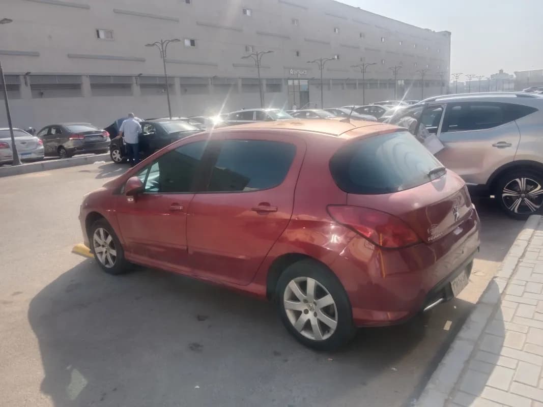 Peugeot 308 2011 Sportium Red Automatic — Used