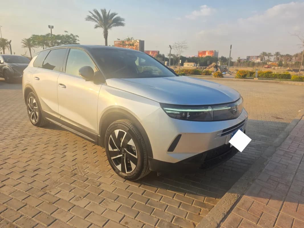 Opel Grand land 2026 Topline Plus Silver Automatic — Used