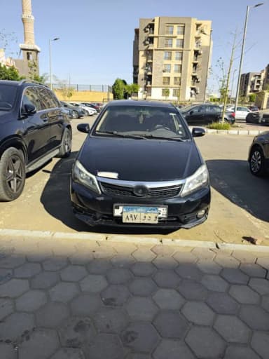بي واي دي F3 2018 اوتوماتيك أسود أوتوماتيك — مستعملة - 4