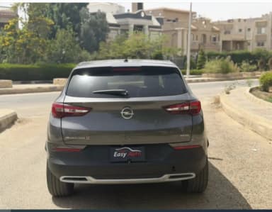 Opel Grand land 2018 Topline Bronze Automatic — Used - 2