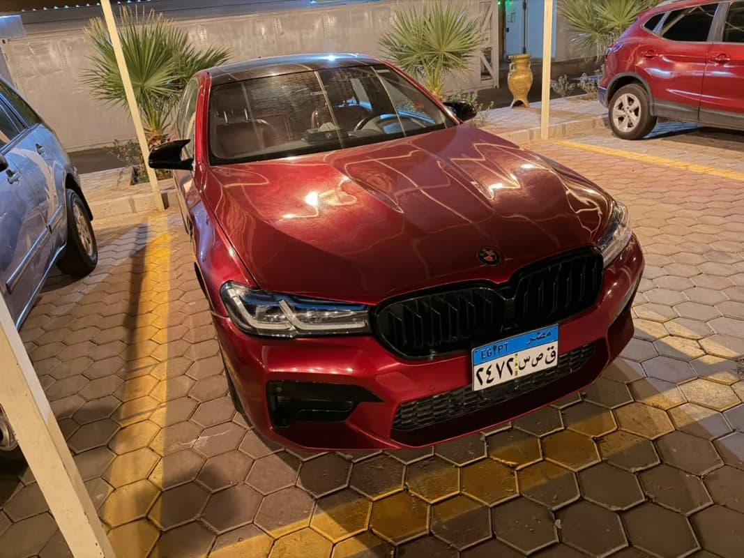 بي ام دبليو 520i 2014 ام سبورت أحمر أوتوماتيك — مستعملة