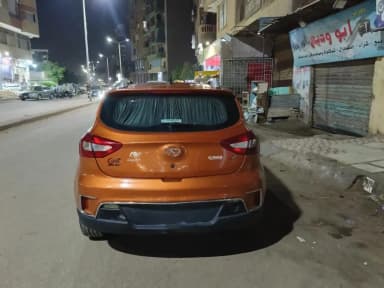 JAC JS2 2017 Smart  Orange Automatic — Used - 4
