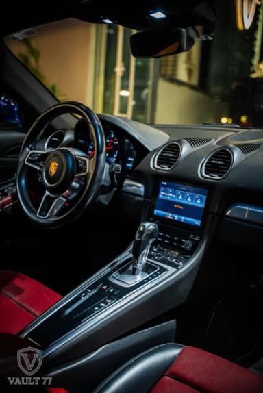 بورش 718 كايمان 2020 باز أزرق غامق أوتوماتيك — مستعملة - 2