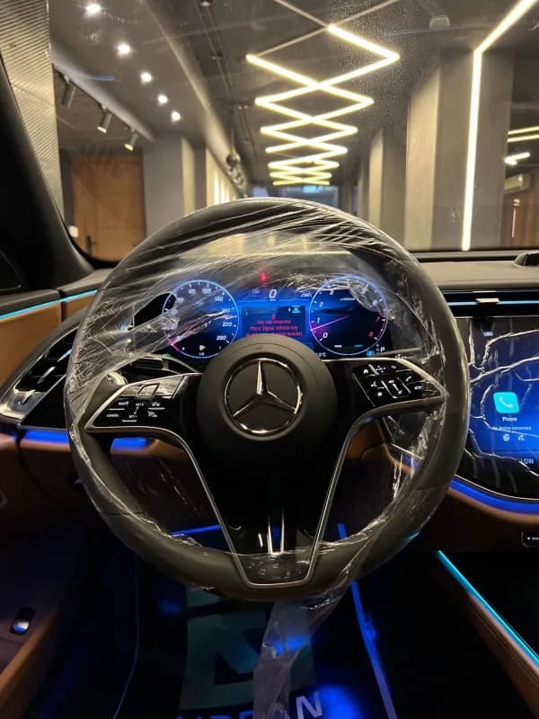 Mercedes-Benz E200 2026 Exclusive Black Automatic — New