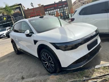 زيكر اكس 7 2025 بريميوم أبيض أوتوماتيك — جديدة - 3