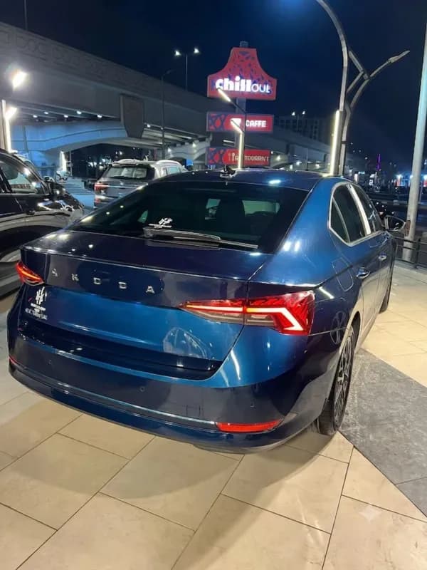  سكودا  اوكتافيا A8 2024 ستايل بلس أزرق أوتوماتيك — مستعملة
