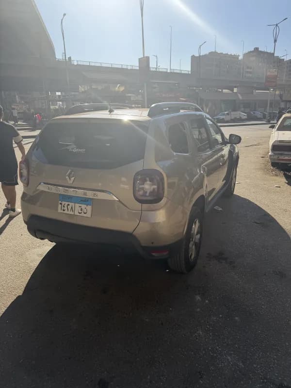 Renault Duster 2019 H2 Champagne Automatic — Used