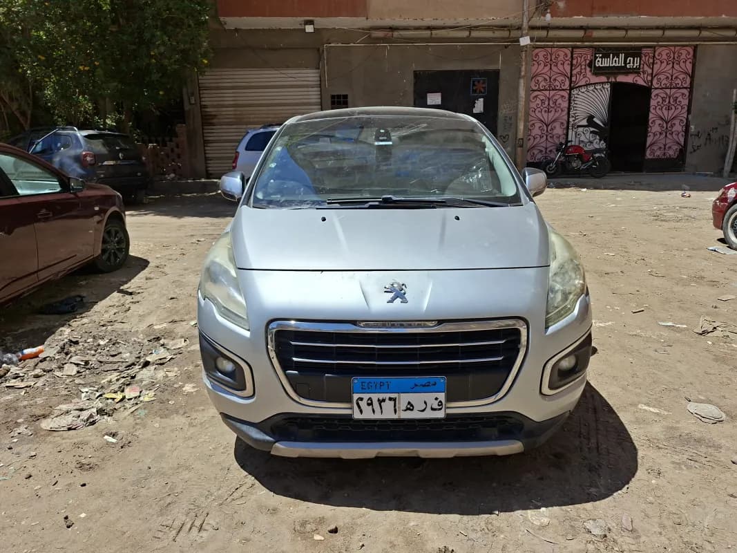 بيجو 3008 2015 اللورا فضي أوتوماتيك — مستعملة