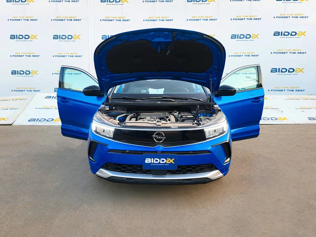 Opel Grand land 2024 توب لاين أزرق أوتوماتيك — جديدة