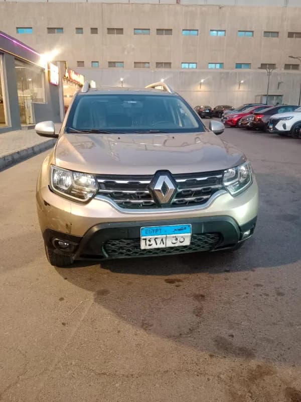 Renault Duster 2019 H2 Champagne Automatic — Used