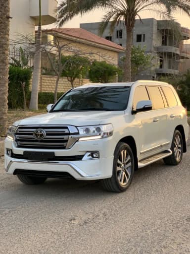Toyota Land cruiser 2017 VXr White Automatic — Used - 2