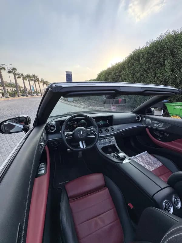  مرسيدس بنز  اي 200 كوبيه كابورليه 2022 فولي لوديد أسود أوتوماتيك — مستعملة