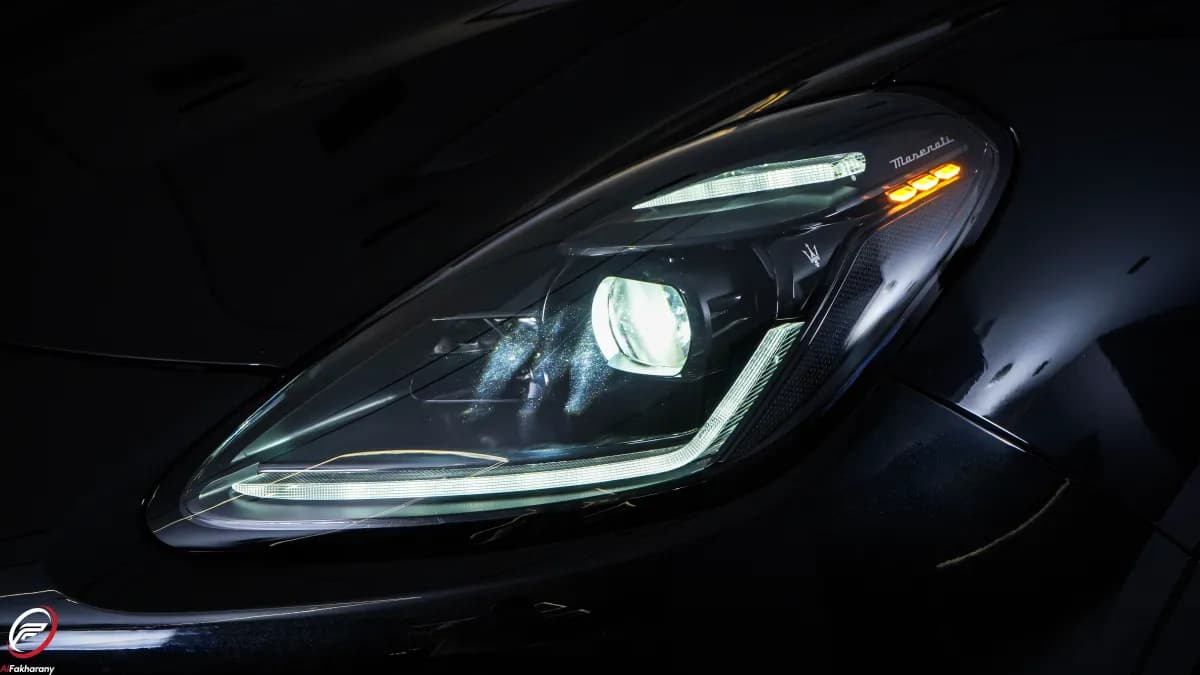مازيراتي جريكالي 2025 مودينا أسود أوتوماتيك — جديدة