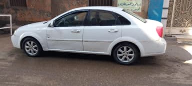 شيفروليه أوبترا 2011 ال تي أبيض أوتوماتيك — مستعملة - 3