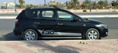 هيونداي أي 30 2011 إن لاين أسود أوتوماتيك — مستعملة - 2