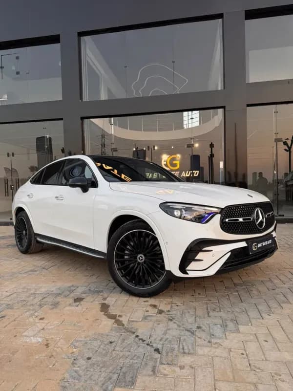  مرسيدس بنز  GLC 300 2026 اي ام جي كوبيه  أبيض أوتوماتيك — جديدة