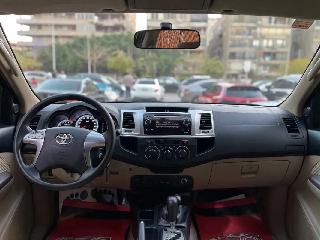تويوتا فورتشنر 2015 سمارت  رمادي أوتوماتيك — مستعملة