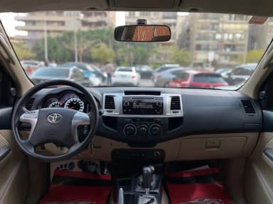 تويوتا فورتشنر 2015 سمارت  رمادي أوتوماتيك — مستعملة - 2