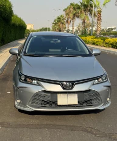 Toyota Corolla 2024 Comfort Silver Automatic — Used - 3