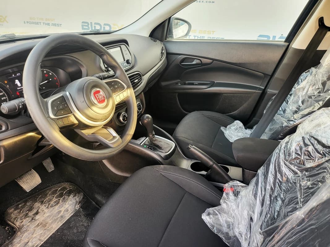 Fiat Tipo 2024 بيز لاين أسود أوتوماتيك — جديدة