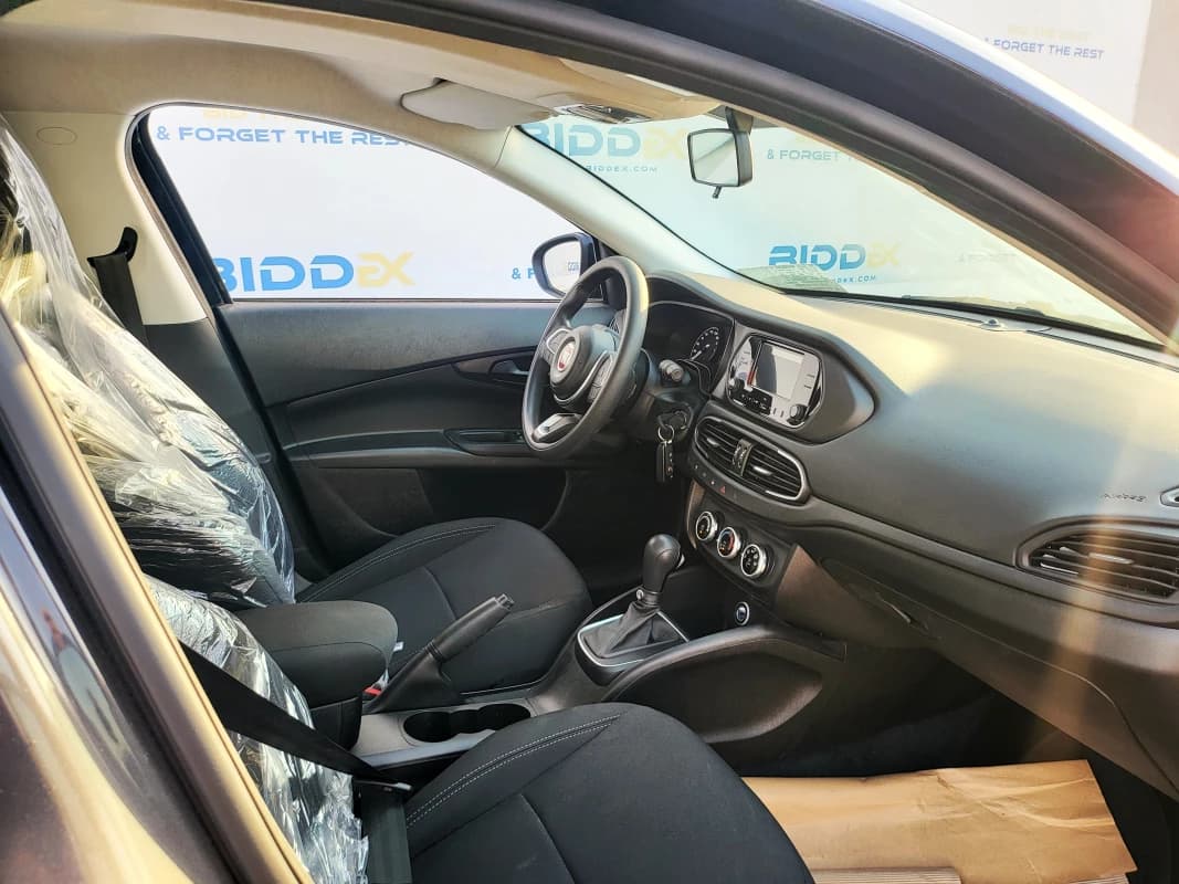 Fiat Tipo 2024 بيز لاين أسود أوتوماتيك — جديدة