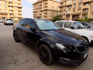  سكودا  اوكتفيا A7 2020 لوفت أسود أوتوماتيك — مستعملة - 2