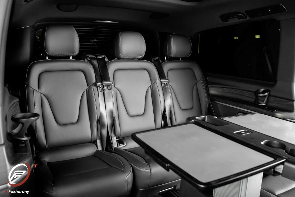 Mercedes-Benz V 300 2026 Avantgarde Black Automatic — New
