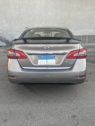 Nissan Sentra 2019 Premium Gray Automatic — Used - 4