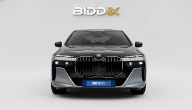 بي ام دبليو M760i 2025 ام بيريفورمانس في 8-4.4ال  أسود أوتوماتيك — جديدة - 2