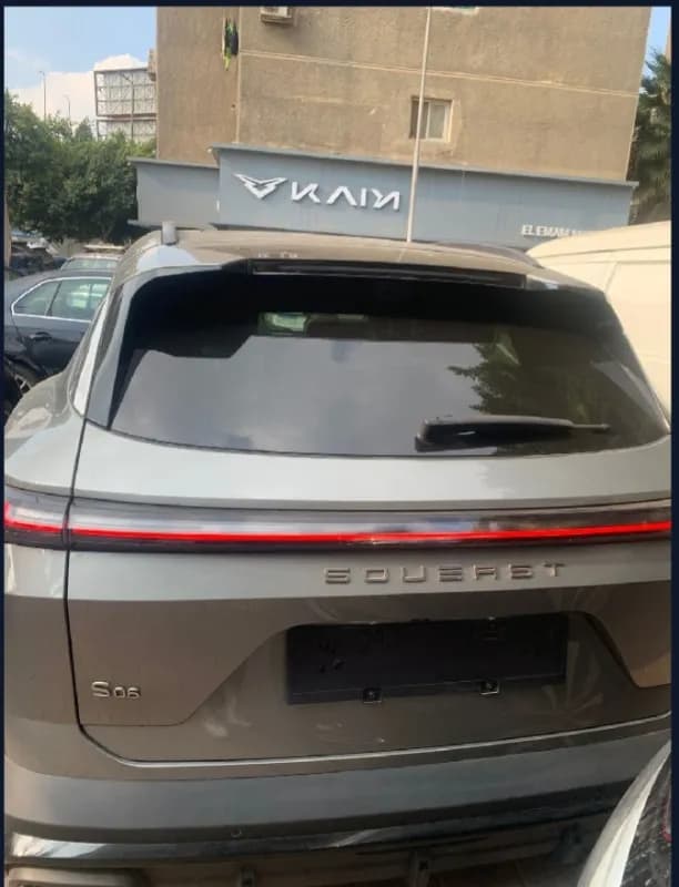سويست S06 2027 بريميم رمادي أوتوماتيك — جديدة