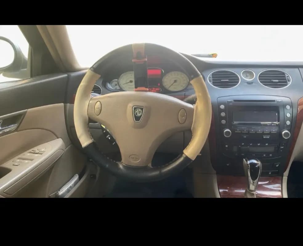 ام جي 750 2017 هاي لاين أسود أوتوماتيك — مستعملة