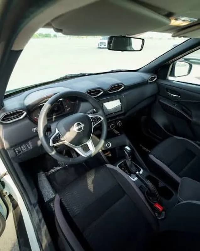 Nissan Magnite 2027 Acenta  Red Cvt — New