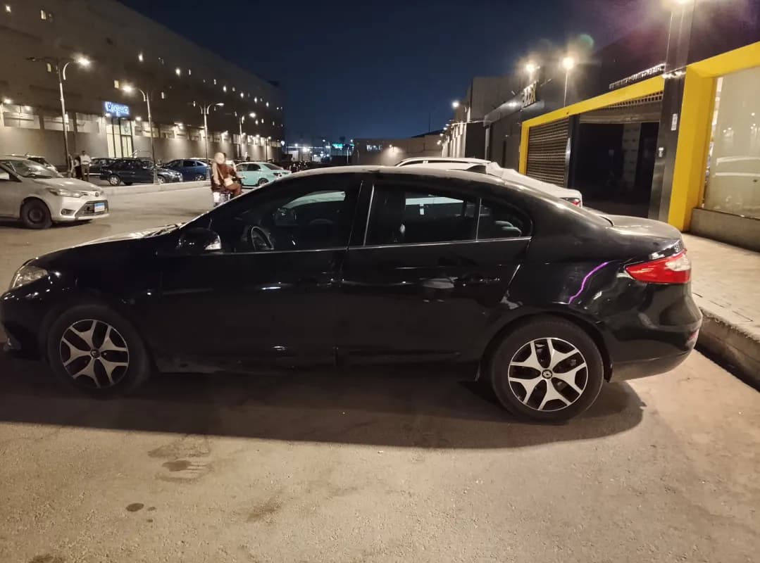 Renault Fluence 2014 E3 Black Automatic — Used