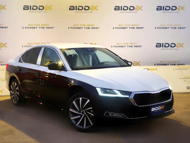 Skoda Octavia A8 2024 ستايل بلس أسود أوتوماتيك — جديدة - 1