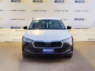 Skoda Octavia A8 2024 ستايل بلس أسود أوتوماتيك — جديدة - 2