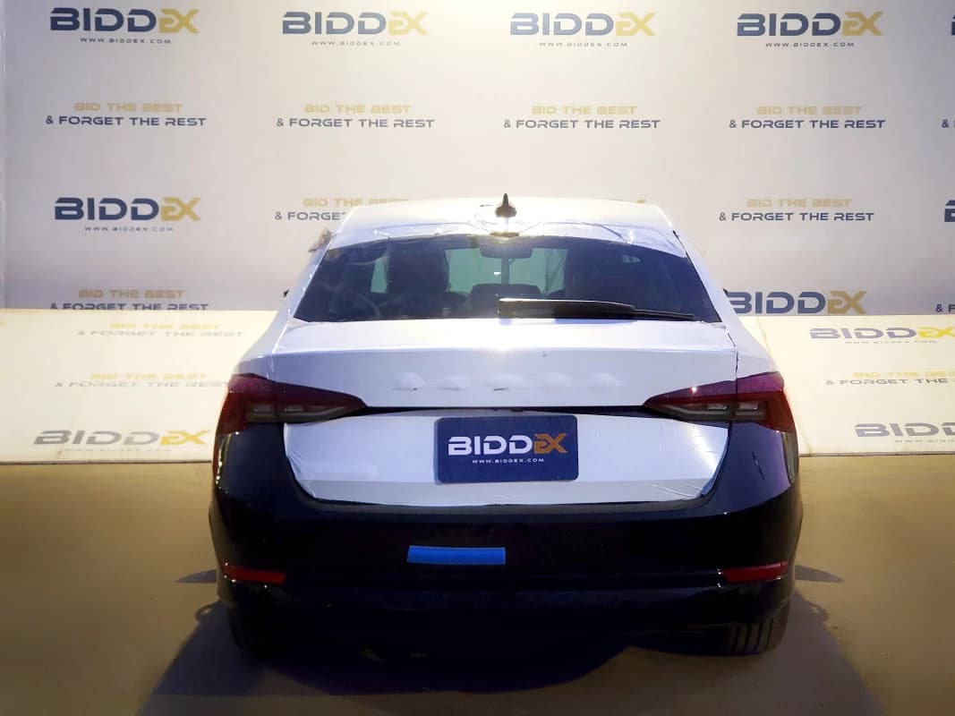Skoda Octavia A8 2024 ستايل بلس أسود أوتوماتيك — جديدة