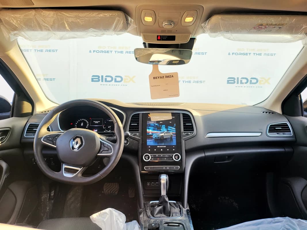 Renault Megane 2023 تيربو سيجنتشر أسود أوتوماتيك — جديدة