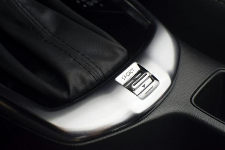 الوضع الرياضي Sport Mode: هل يستهلك بنزين ومتى تستخدمه؟