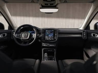 Volvo XC 40 2026  Black Automatic — New - 4