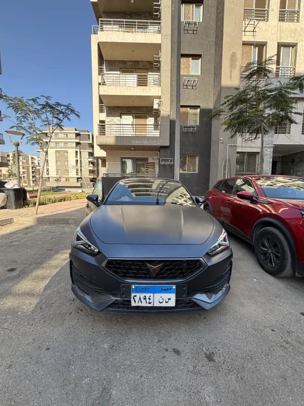 Cupra Leon  2024 V3 Cement Gray Automatic — Used